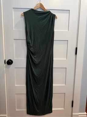 Sleeveless Dark Green Maxi Dress